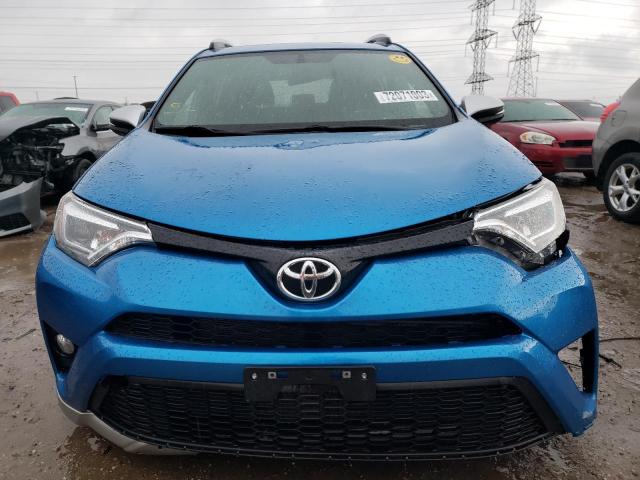 JTMJFREV4GJ088468 - 2016 TOYOTA RAV4 SE BLUE photo 5