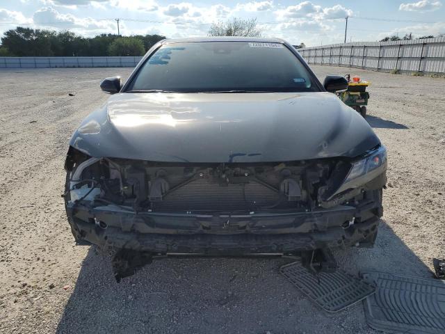 4T1G11AK6RU882942 - 2024 TOYOTA CAMRY SE NIGHT SHADE BLACK photo 5