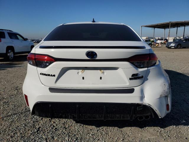 JTDBCMFE3R3064510 - 2024 TOYOTA COROLLA LE Weiß Foto 6