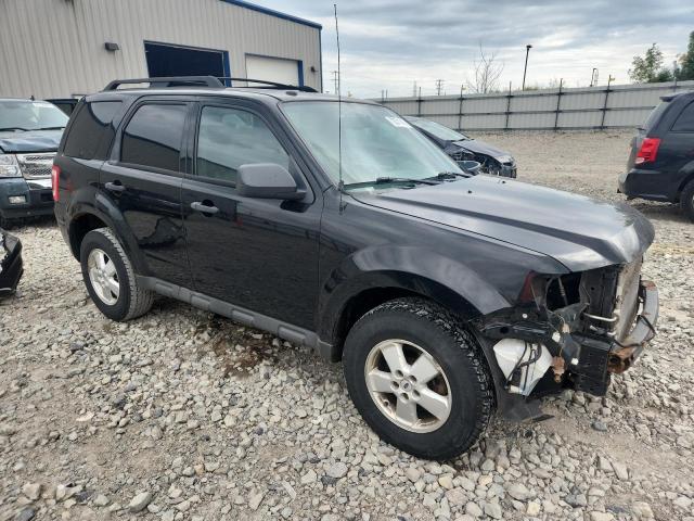 1FMCU9DG0AKC82395 - 2010 FORD ESCAPE XLT BLACK photo 4