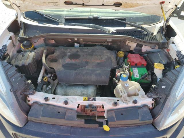 ZFBHRFAB6L6P25909 - 2020 RAM PROMASTER CITY Weiß Foto 12