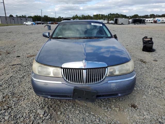 1LNHM81W2YY813230 - 2000 LINCOLN TOWN CAR EXECUTIVE BLUE photo 5