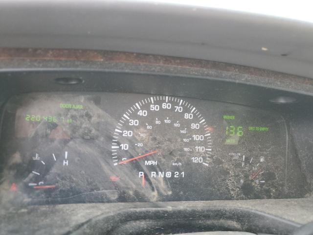 1LNHM81W2YY813230 - 2000 LINCOLN TOWN CAR EXECUTIVE BLUE photo 9