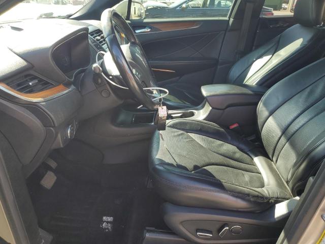 5LMCJ3C92HUL16342 - 2017 LINCOLN MKC RESERVE Ոսկեգույն լուսանկար 7