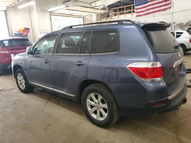 5TDBK3EH4DS263615 - 2013 TOYOTA HIGHLANDER BASE Синий фото 2