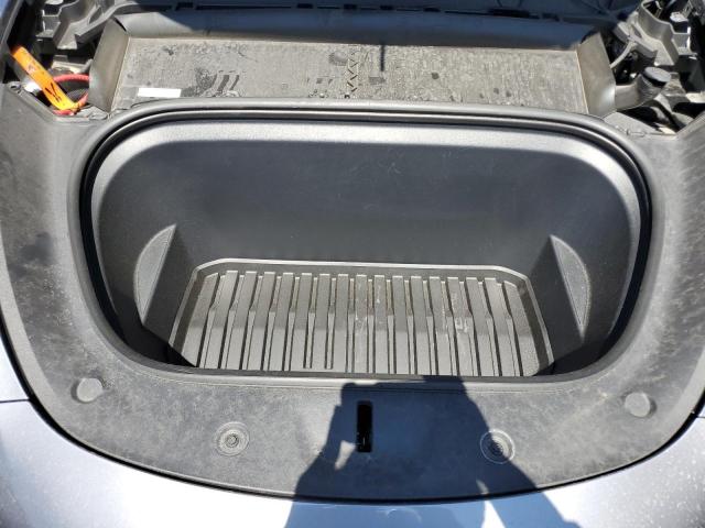 7SAYGDEF5RF159357 - 2024 TESLA MODEL Y SILVER photo 11