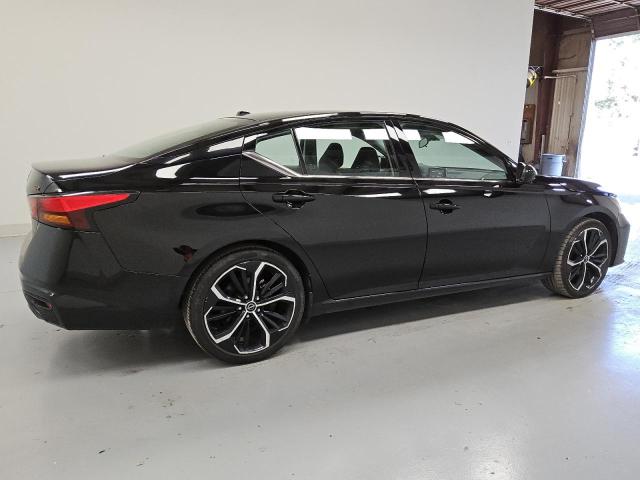 1N4BL4CV7PN394047 - 2023 NISSAN ALTIMA SR BLACK photo 3