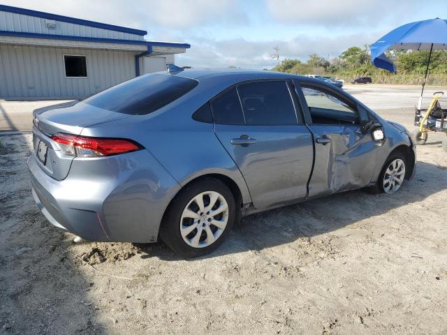 5YFEPMAE2NP374318 - 2022 TOYOTA COROLLA LE Կապույտ լուսանկար 3