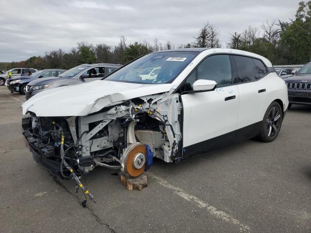 WB523CF03RCR31320 - 2024 BMW IX XDRIVE50 WHITE photo 1