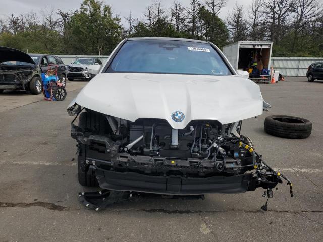 WB523CF03RCR31320 - 2024 BMW IX XDRIVE50 WHITE photo 5