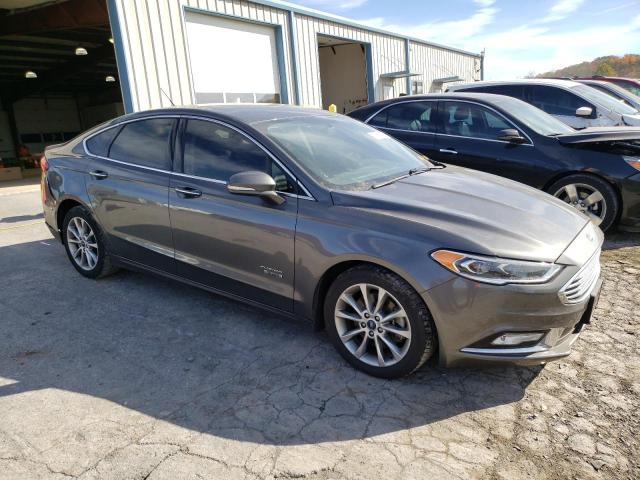 3FA6P0PU6HR136343 - 2017 FORD FUSION SE PHEV CHARCOAL photo 4