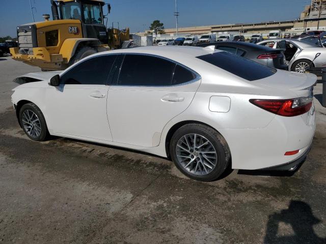 JTHBK1GG7G2241093 - 2016 LEXUS ES 350 WHITE photo 2