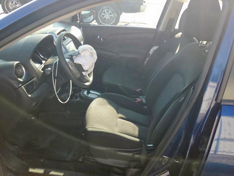 3N1CN7AP4KL839421 - 2019 NISSAN VERSA S أزرق صورة 7