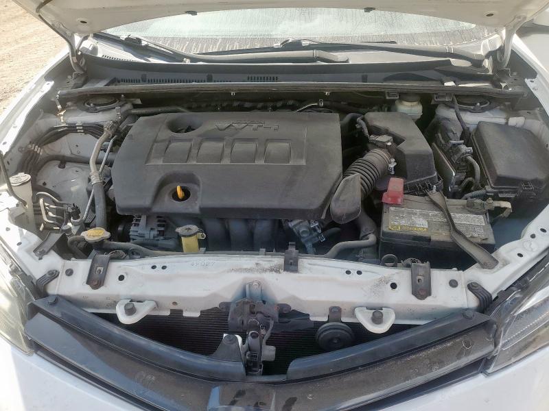 5YFBURHE2HP574456 - 2017 TOYOTA COROLLA L WHITE photo 11