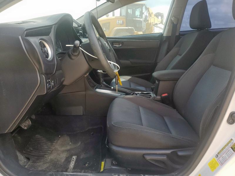 5YFBURHE2HP574456 - 2017 TOYOTA COROLLA L WHITE photo 7