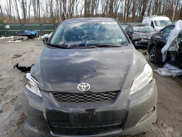2T1LE4EE5BC020005 - 2011 TOYOTA MATRIX S BLACK photo 5