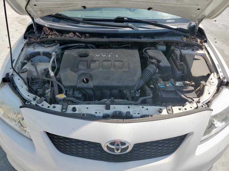 JTDBU4EE8AJ062721 - 2010 TOYOTA COROLLA BASE Белый фото 11