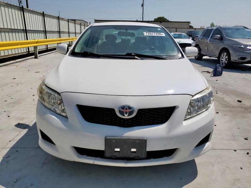 JTDBU4EE8AJ062721 - 2010 TOYOTA COROLLA BASE Белый фото 5