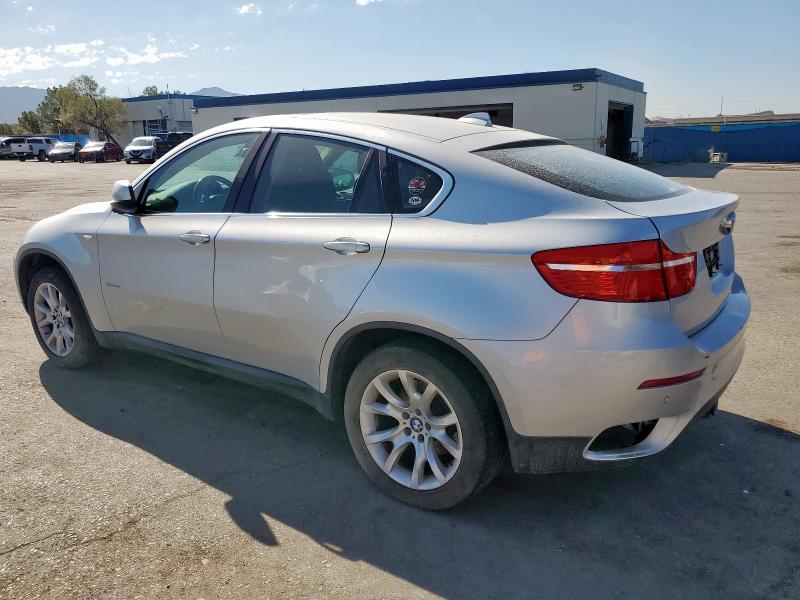 5UXFG8C52ALZ94533 - 2010 BMW X6 XDRIVE50I SILVER photo 2