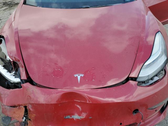 5YJ3E1EBXJF130188 - 2018 TESLA MODEL 3 أحمر صورة 11