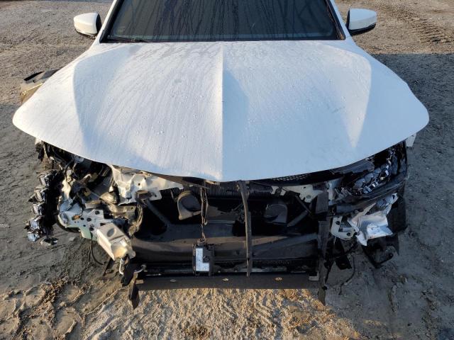 19UUB2F68KA002774 - 2019 ACURA TLX TECHNOLOGY WHITE photo 11