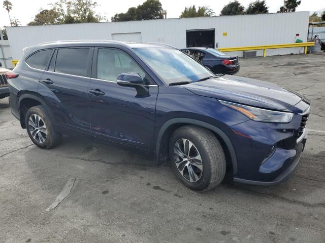 5TDKDRBHXPS006268 - 2023 TOYOTA HIGHLANDER L 蓝色 照片 4