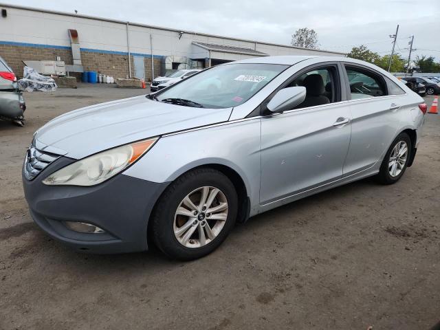 2013 HYUNDAI SONATA GLS, 