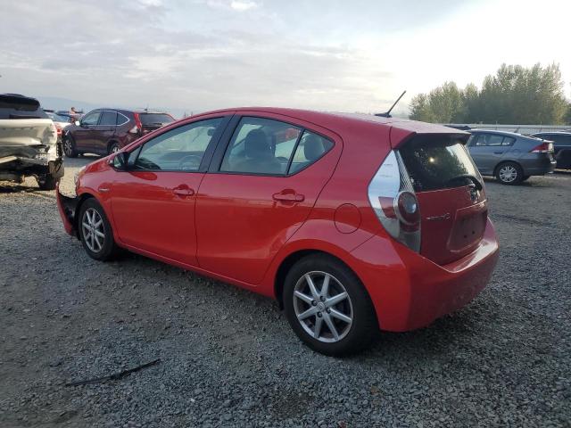 JTDKDTB32D1530282 - 2013 TOYOTA PRIUS C RED photo 2