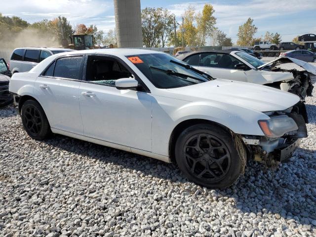 2C3CCABG5EH373188 - 2014 CHRYSLER 300 S WHITE photo 4