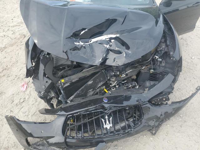 ZAM57RTS1H1249914 - 2017 MASERATI GHIBLI S Սև լուսանկար 11