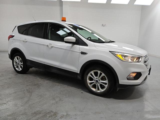 1FMCU9GD4KUA00864 - 2019 FORD ESCAPE SE Білий фото 4