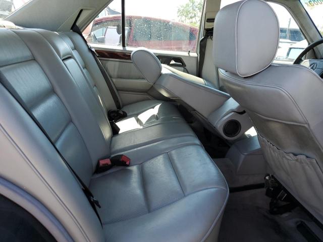 WDBEA32E2SC266939 - 1995 MERCEDES-BENZ E 320 BASE BLACK photo 10