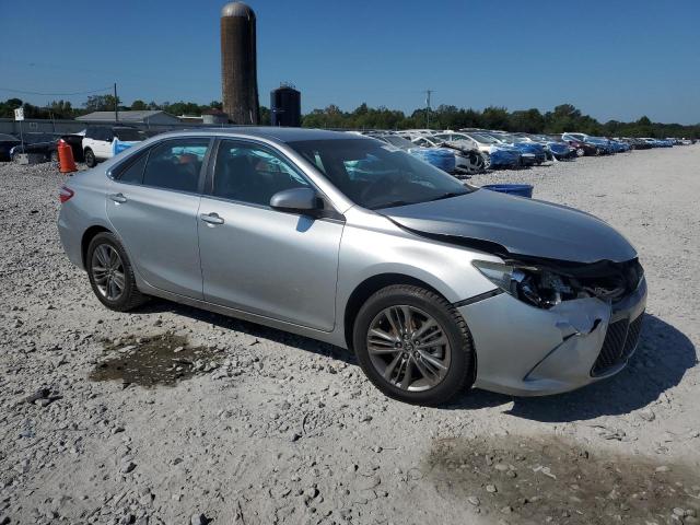 4T1BF1FK7HU635643 - 2017 TOYOTA CAMRY LE SILVER photo 4