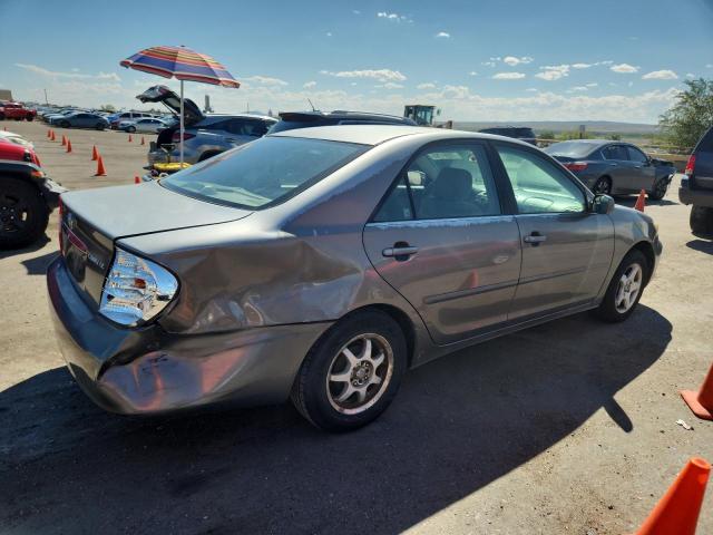 4T1BE32KX2U536715 - 2002 TOYOTA CAMRY LE GRAY photo 3