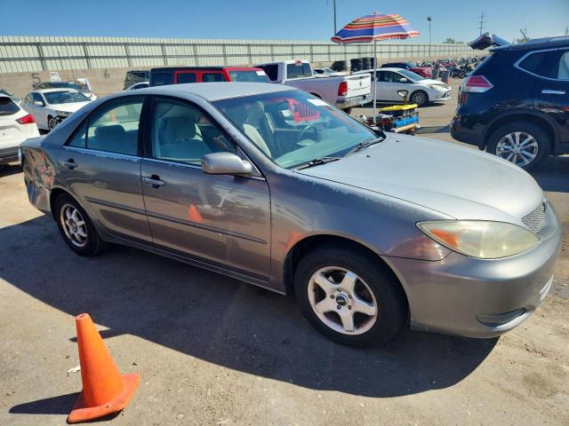 4T1BE32KX2U536715 - 2002 TOYOTA CAMRY LE GRAY photo 4