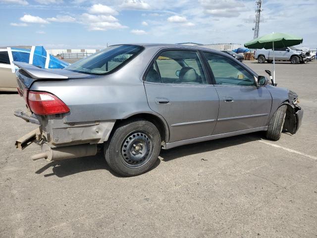 JHMCG6681YC010506 - 2000 HONDA ACCORD EX SILVER photo 3