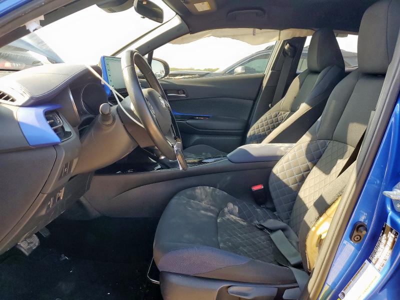 NMTKHMBX5NR141958 - 2022 TOYOTA C-HR XLE 蓝色 照片 7