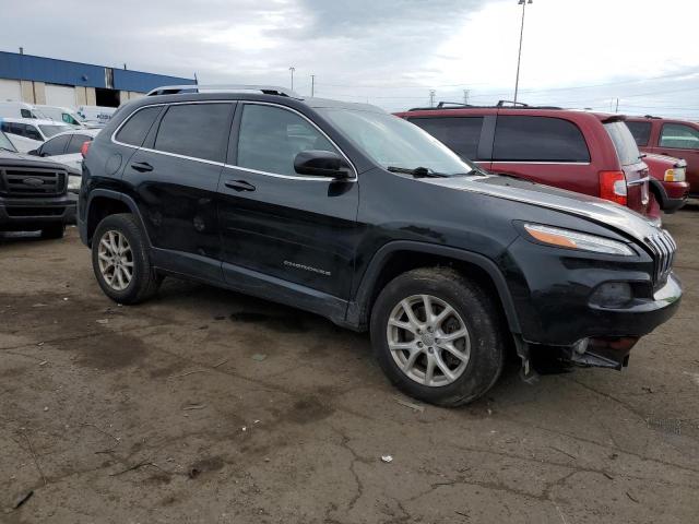 1C4PJMCB8GW112584 - 2016 JEEP CHEROKEE LATITUDE BLACK photo 4