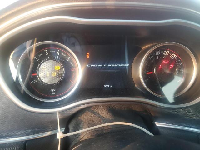 2C3CDZFJ3GH279198 - 2016 DODGE CHALLENGER R/T SCAT PACK RED photo 9