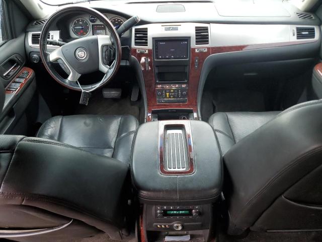 1GYS3AEF8DR288140 - 2013 CADILLAC ESCALADE SILVER photo 8