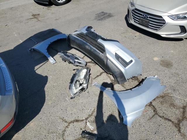 KNMAT2MT7JP612362 - 2018 NISSAN ROGUE S 银色 照片 13