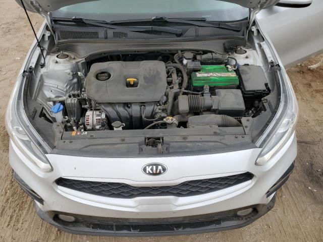 3KPF24AD5ME406964 - 2021 KIA FORTE FE SILVER photo 11