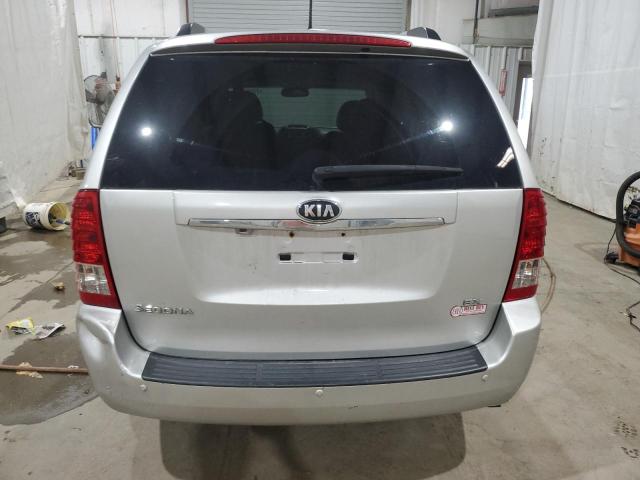 KNDMH4C78E6588454 - 2014 KIA SEDONA EX SILVER photo 6