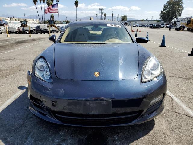 WP0AA2A79CL018752 - 2012 PORSCHE PANAMERA 2 BLUE photo 5