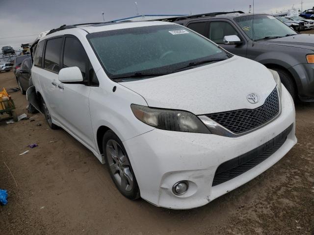 5TDXK3DC0DS361889 - 2013 TOYOTA SIENNA SPORT WHITE photo 4