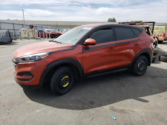 KM8J23A44HU395902 - 2017 HYUNDAI TUCSON SE ORANGE photo 1