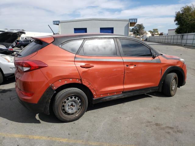 KM8J23A44HU395902 - 2017 HYUNDAI TUCSON SE ORANGE photo 3