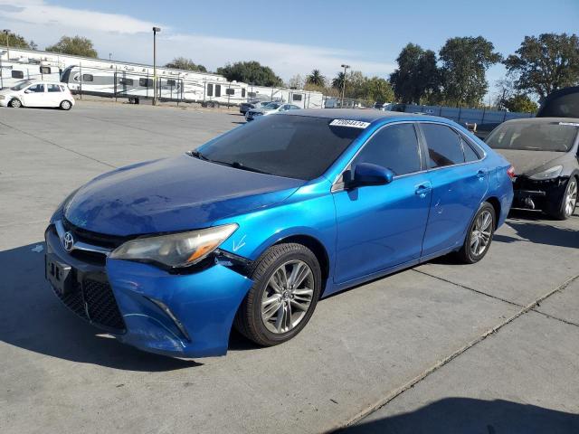 4T1BF1FK0HU730612 - 2017 TOYOTA CAMRY LE BLUE photo 1