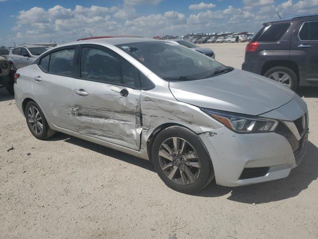 3N1CN8EV8LL852625 - 2020 NISSAN VERSA SV SILVER photo 4