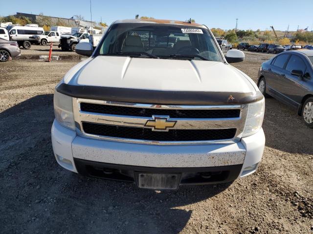 3GCEK13327G512361 - 2007 CHEVROLET SILVERADO K1500 CREW CAB WHITE photo 5